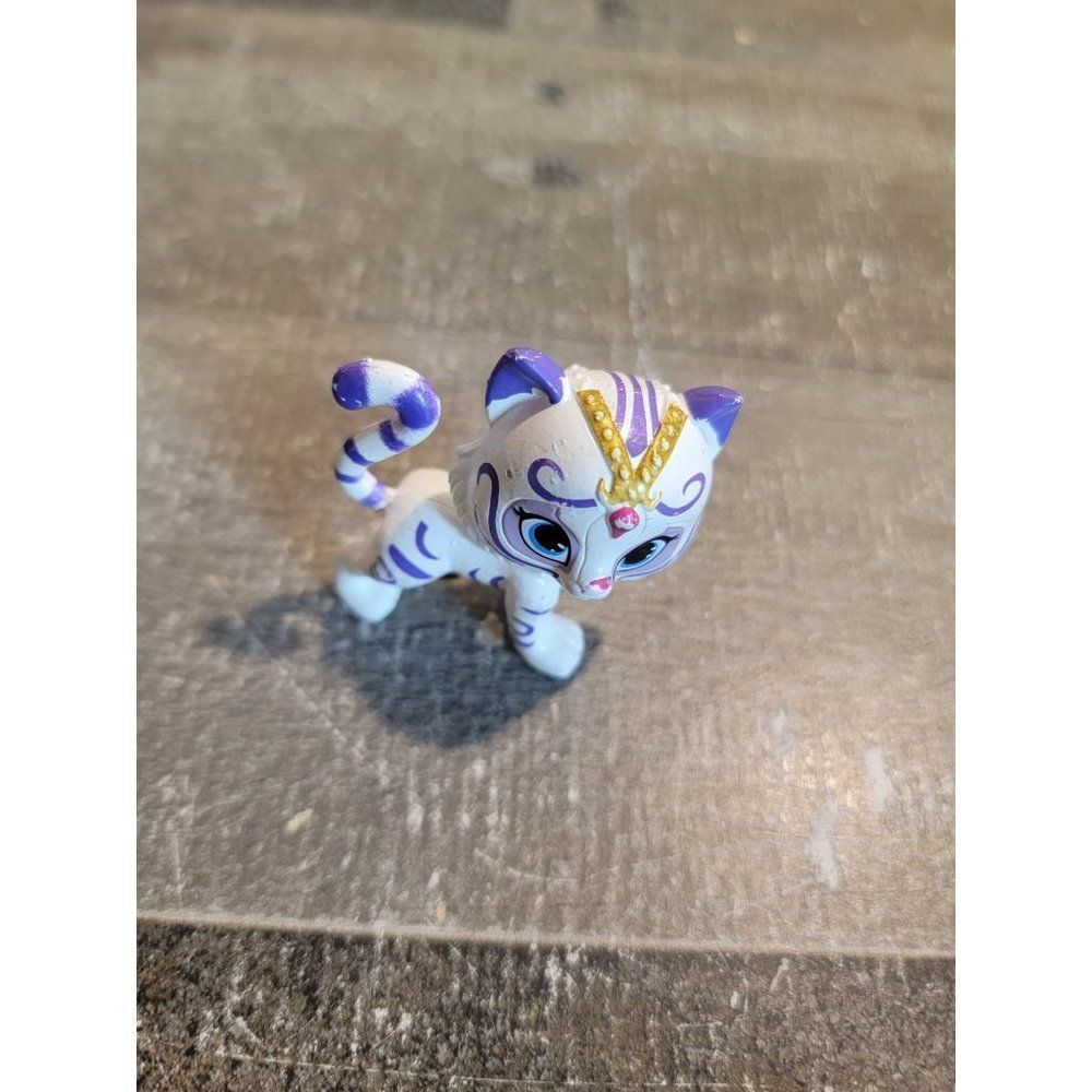 Viacom‎ white purple tiger princess toy figure